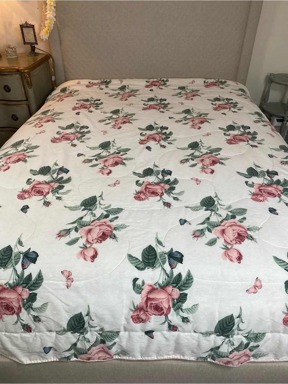 VTG 1990 JP Stevens Queen Bedspread Comforter Roses Butterflies